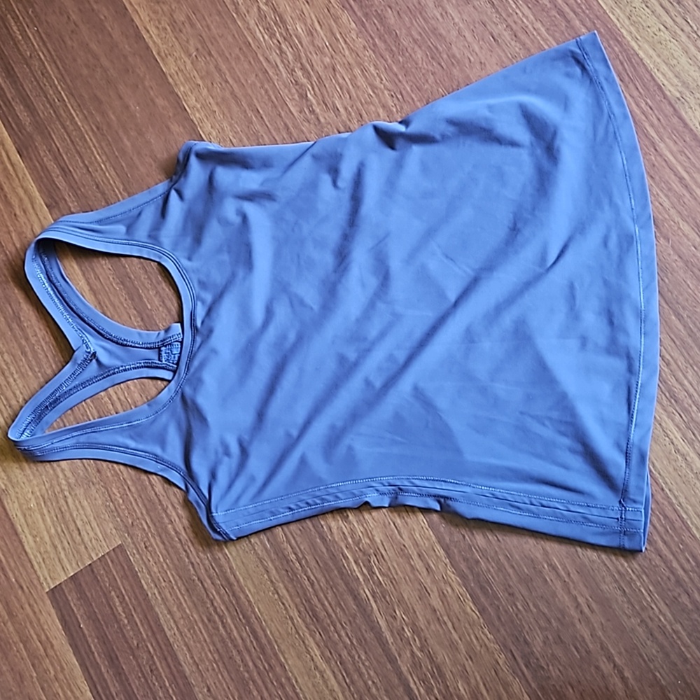Yogalicious Athletic Yoga Tank Greyish-Purple Vented Open Slits Back Hem Lg EUC